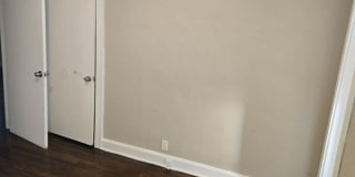 5529 Michigan Avenue Gallery 10