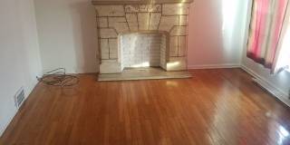 4 bedroom, 2 full bath bungalow near Cedar and Warrensville 4 bedroom, 2 full bath bungalow near Cedar and Warrensville Gallery 4