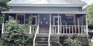 Two Bedroom Cozy House! Gallery 1