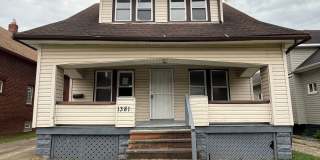 Cleveland East Side Kinsman Area Gallery 1