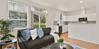 3bd/2.5ba Bellevue Condo Gallery 10
