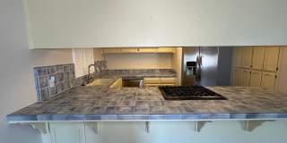 Charming very clean 3BR House in quiet Hanford Neighborhood Gallery 5