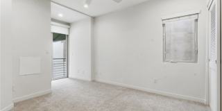 207 42nd Street Gallery 14