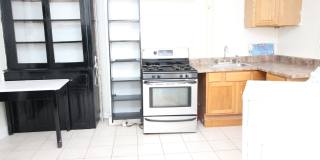 Spacious 5BD/1BA Remington Home w/ W/D! Available 7/15 Gallery 11