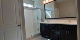 1025 S 200th Lane Gallery 32