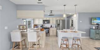 5240 SW 2nd Place Gallery 9