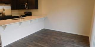 4Bd/2.5Ba Two Story Home - Available to View! Gallery 6
