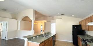 Cozy 4/2 Single-family home in beautiful Groveland!! Gallery 10