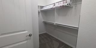 4360 West Wales Drive Gallery 27