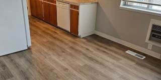 Beautifully Renovated 3 Bedroom, 1 1/2 Bathroom Duplex on the Boise Bench! Newer Carpet and Paint. Gallery 5
