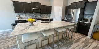 4-Bedroom House for Rent in Temple Gallery 9