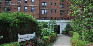 1 Broad Parkway Gallery 29