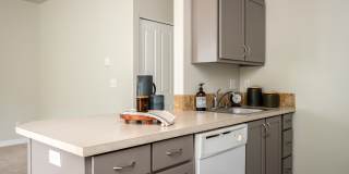 Leverich Apartments Gallery 29