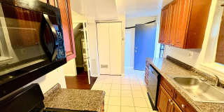 Beautifully Renovated 2-Bedroom Home in Baltimore, MD! Gallery 9