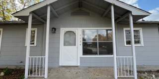 1134 W Thoraine Gallery 1