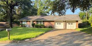 3 bedroom 2 bath house with 2 car garage Gallery 1
