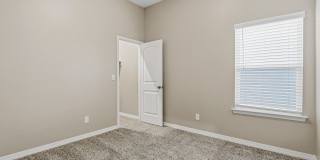 916 Keenland Ave Gallery 25
