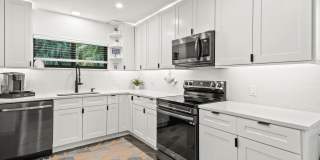 630 NE 15th Place Gallery 11