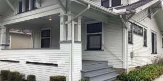 3 Bedroom House - Downtown - Available June 2,2027 3 Bedroom House - Downtown - Available June 2,2027 Gallery 1
