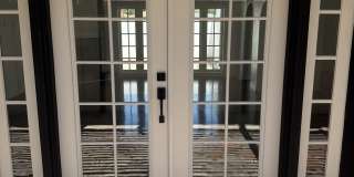 701 West Lewis Avenue Gallery 3