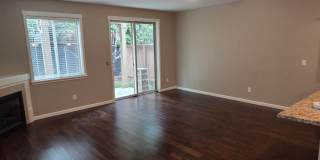 Spacious 3 Bedroom, 2.5 Bathroom Home in Prime Location Gallery 4