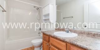 NEAR DMACC!! 2 Bedroom, 2 Bath Townhome in Ankeny Gallery 13