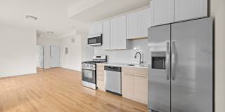 3107 N Harding Avenue Gallery 7