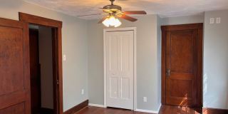 Single Family Home located within Minutes of both Hospitals. - 3 Bedrooms, 1 Bathroom and 1 Car Garage. Available Now!!! Gallery 21