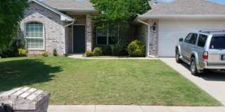 PRE-LEASING FOR SUMMER/FALL AND THIS HAS 4 1/2 BATHROOMS! Gallery 1