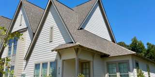 Northgate Townhome - Auburn Gallery 1