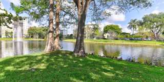 Bright & Spacious 1BR Retreat Near Beaches & Shopping Gallery 35