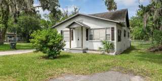 Charming Fully Fenced 2-Bedroom Home with Carport, Patio & Modern Upgrades in Daytona Beach Gallery 3