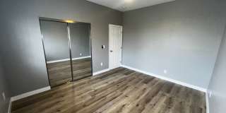 Pleasant Ave. Gallery 18