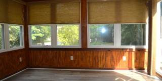 Charming 3-Bedroom Home in Fairview Park Gallery 10