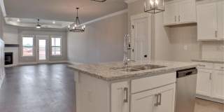 439 SW Ripple Lake Drive Gallery 2