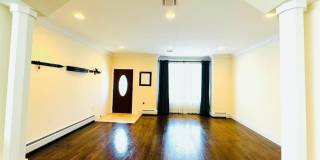 229 E Columbia B Gallery 3