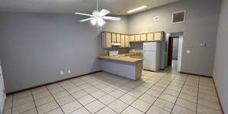 Spacious 1 Bedroom 1 Bathroom! Located Off Ocala Road. Gallery 5