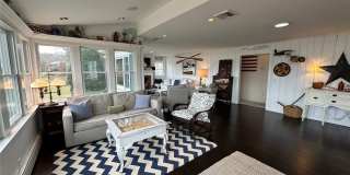 1100 Pine Avenue Gallery 7