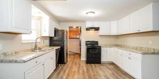 6701 Gilette Drive Gallery 8