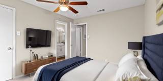 Arlington Oaks Gallery 1