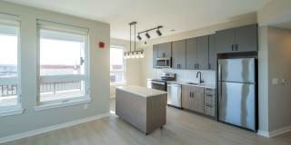 Jayde Parkside Gallery 22