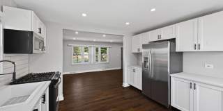 Gorgeous 3 Bedroom Home in Wauconda! Gallery 5