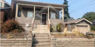 Charming 3-Bedroom Bremerton Home Gallery 1