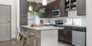 Riverhouse Gallery 4