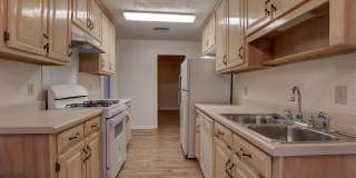 Spanish Fort Duplex Side B 2/1 with Bonus Room Gallery 11