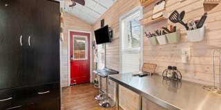 414 Charles Place Gallery 35