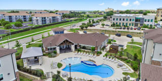 Sadler House Luxury Apartment Homes Gallery 23