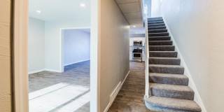 Stunning 3 bedroom home in Brookline available July 1! Gallery 20