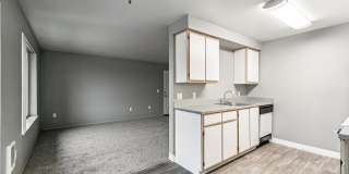 Oak Park Village Apartments Gallery 26