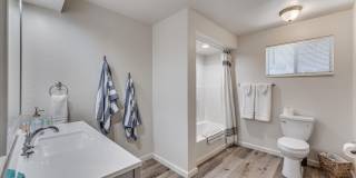 <b>Three Bedroom Home in Midtown District<br><br> Gallery 9